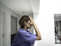 Perawat yang Gagal Nikah Terhalang Camer Telanjur Cicil Rumah Bareng