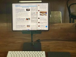 Mantan Bos Windows Pamer Komputer Baru yang Ternyata iPad Pro