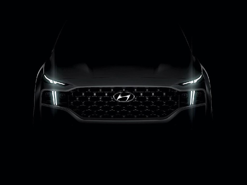 Pertama Kalinya Hyundai Munculkan Wajah Santa Fe Bertenaga Listrik Pertama Kalinya Hyundai Munculkan Wajah Santa Fe Bertenaga Listrik