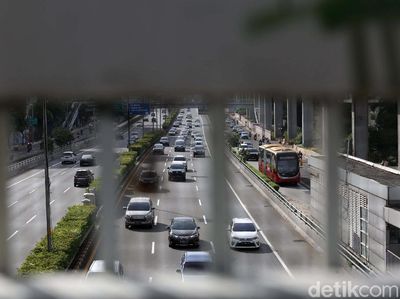 Usai Libur Lebaran, Tol Dalam Kota Ramai Lancar