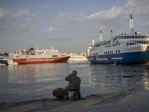 Potret Wisata Yunani yang Mulai Membuka diri untuk Turis Domestik