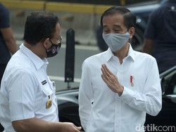 Yang Tak Biasa Kala Anies Baswedan Temani Jokowi Blusukan