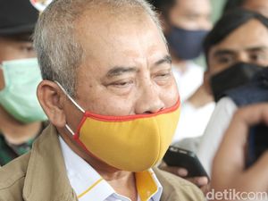 Wali Kota Bekasi soal Tumpukan Sampah Dekat JORR: Segera Dibersihkan Wali Kota Bekasi soal Tumpukan Sampah Dekat JORR: Segera Dibersihkan