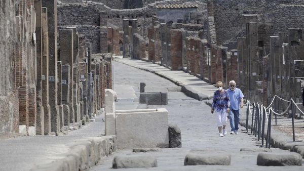 Sempat Ditutup karena Corona, Situs Pompeii Kembali Dibuka
