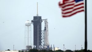 Roket Falcon 9 Siap Meluncur ke Luar Angkasa