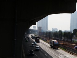 422 Ribu Kendaraan Mengarah ke DKI Sejak H+2 Lebaran Via Tol