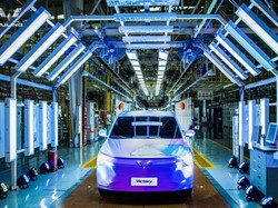 Sudah Produksi 22 Juta Unit, Wuling Kenalkan Logo dan MPV Baru