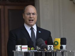 Rumah Gubernur Rio de Janeiro Digerebek, Dituduh Gelapkan Dana RS Corona Rumah Gubernur Rio de Janeiro Digerebek, Dituduh Gelapkan Dana RS Corona