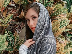 Mirip Barbie! Cantiknya Cinta Laura Kala Berhijab