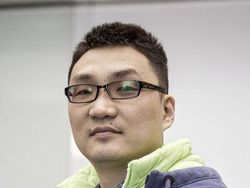 Kisah Anak Pegawai Pabrik Kalahkan Kekayaan Jack Ma