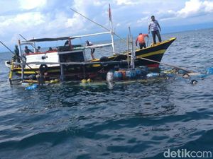 Kelebihan Muatan, Kapal Barang Tenggelam di Perairan Kota Probolinggo Kelebihan Muatan, Kapal Barang Tenggelam di Perairan Kota Probolinggo