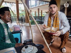 Wah, Ternyata Marco Simic Doyan Makan Kerak Telor