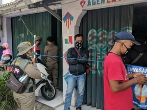 Sempat Bikin Warga Antre, Toko Layangan di Depok Ditutup Satpol PP