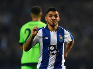 Siapa Sih Corona yang Lagi Diincar Chelsea?