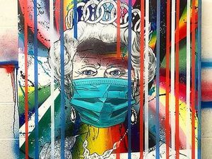 Lukisan Pop-art Ratu Elizabeth Bermasker Jadi Sorotan