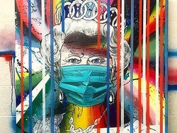 Lukisan Pop-art Ratu Elizabeth Bermasker Jadi Sorotan