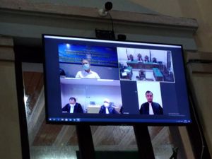 Bacakan Pleidoi, Pengacara Klaim Dzulmi Eldin Tak Nikmati Duit Suap