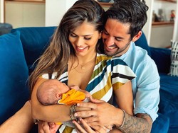 Isco dan Sara Salamo sudah dikaruniai anak bernama Theo Alarcon Salamo (Instagram/sarasalamo)