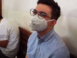 Film Batal Tayang Usai Wawan Terseret Korupsi, Irwansyah Rugi Ratusan Juta