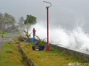 Jabar Hari Ini: 2 Pedagang Pasar Positif Corona-Pasutri Tewas Akibat Miras