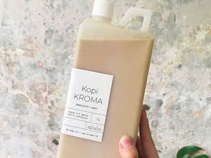 Pencinta Kopi, Ini 5 Tempat Beli Kopi Susu Satu Liter yang Hits