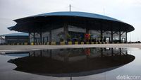 H+4 Lebaran Terminal Pulo Gebang Sepi