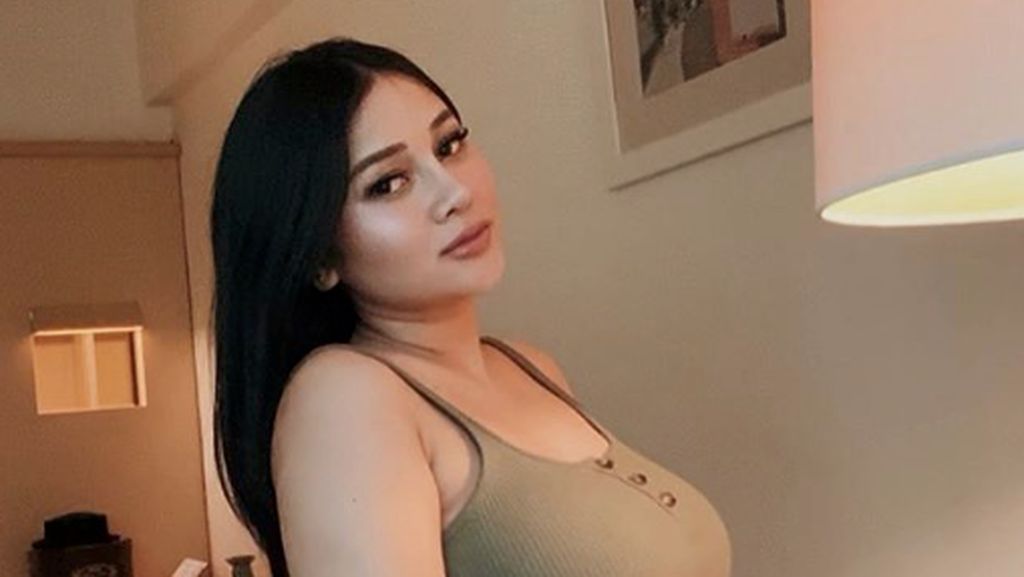 Celotehan Netizen di IG Mutia Ayu, Mirip Kylie Jenner hingga Tanya Agama Celotehan Netizen di IG Mutia Ayu, Mirip Kylie Jenner hingga Tanya Agama