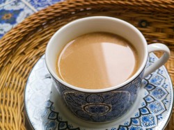 Bersiap New Normal, Kedai Kopi di Makassar Batasi Pengunjung-Jaga Jarak