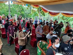 Desa Tangguh di Probolinggo Cegah Penyebaran COVID-19 dengan Kentongan