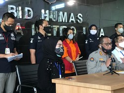 Pihak Syahrini Kenal Sejumlah Orang di Jaringan Penyebar Hoax Video Porno