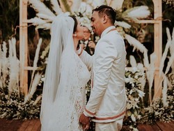 Sempat Ragu, Mutia Ayu Buka Rahasia Pilih Glenn Fredly