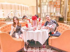 Kulineran Elina Joerg, Aktris yang Dapat THR Mobil dari Pacarnya