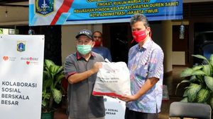 Bantuan Paket Sembako untuk Warga Terdampak COVID-19