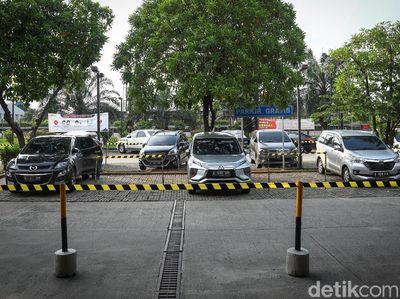 Bukan Cuma Manusia, Mobil Juga Kudu Jarak Jarak