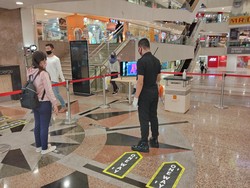 Pengunjung Mal Dibatasi Maksimal 35% Saat New Normal