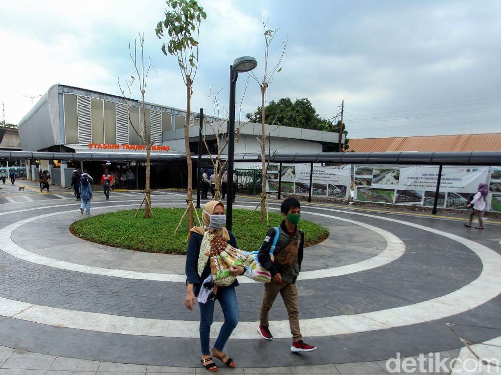 Wajah Baru Stasiun Tanah Abang Kece Abis Wajah Baru Stasiun Tanah Abang Kece Abis