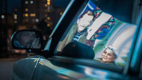 Drive-in jadi Trend Nikmati Keramaian di Saat New Normal