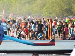 Wisata Pantai Pangandaran Dibuka Kembali Pekan Depan