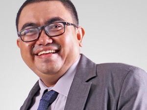 Kadin di Persimpangan Jalan