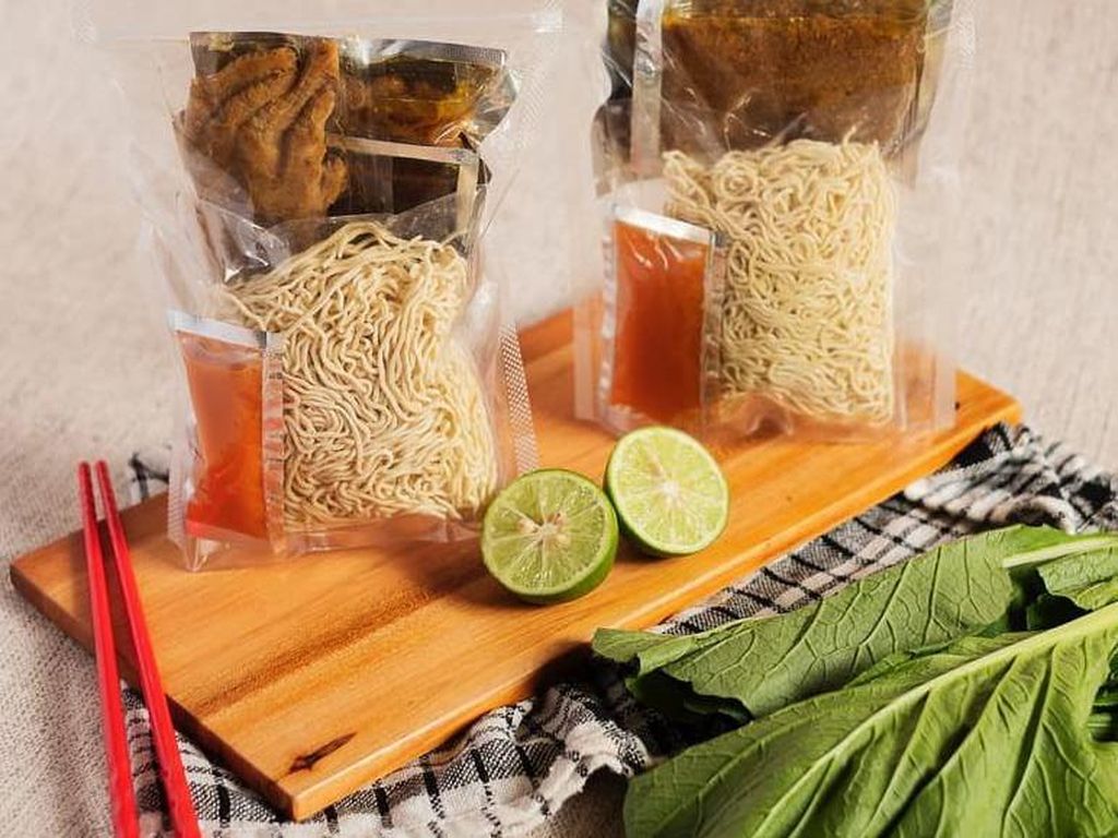 Kangen Mie Ayam Bakso? Pesan Saja Paketan Mie Ayam Frozen di 5 Tempat Ini Kangen Mie Ayam Bakso? Pesan Saja Paketan Mie Ayam Frozen di 5 Tempat Ini