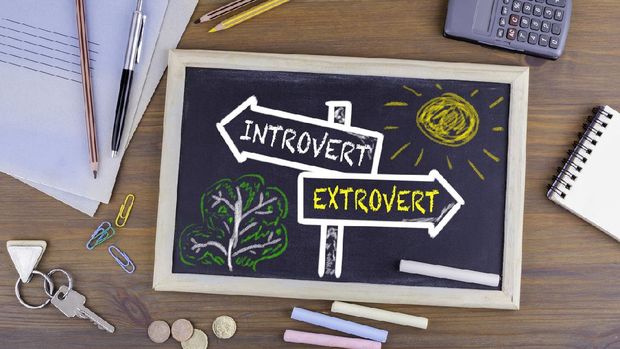 Ilustrasi anak introvert dan ekstrovert