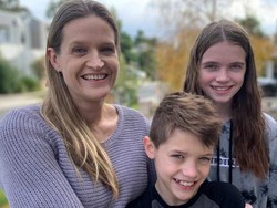 Baru Bisa Beli Baju Hangat, Sepertiga Ibu Tunggal di Australia Miskin