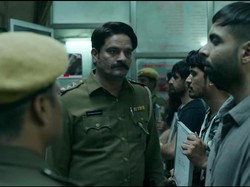 Jadi Kontroversi, Pataal Lok Cerminkan Surga dan Neraka