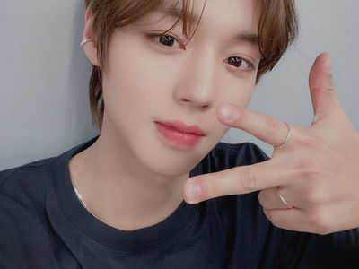Transformasi Park Jihoon, Mantan Aktor Cilik yang Dulu Imut Sekarang Manly