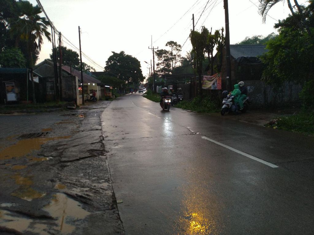 Sempat Banjir, Genangan di Jalan Soemanta Diredja Kota Bogor Sudah Surut Sempat Banjir, Genangan di Jalan Soemanta Diredja Kota Bogor Sudah Surut
