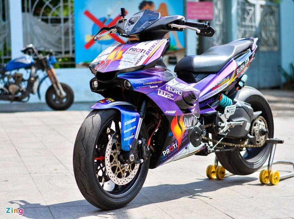 Modifikasi Yamaha MX King Pakai Part Moge, Habiskan Rp 158 Juta Modifikasi Yamaha MX King Pakai Part Moge, Habiskan Rp 158 Juta