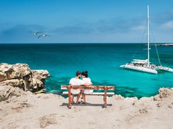 Corona dan Janji Siprus Ganti Biaya Liburanmu