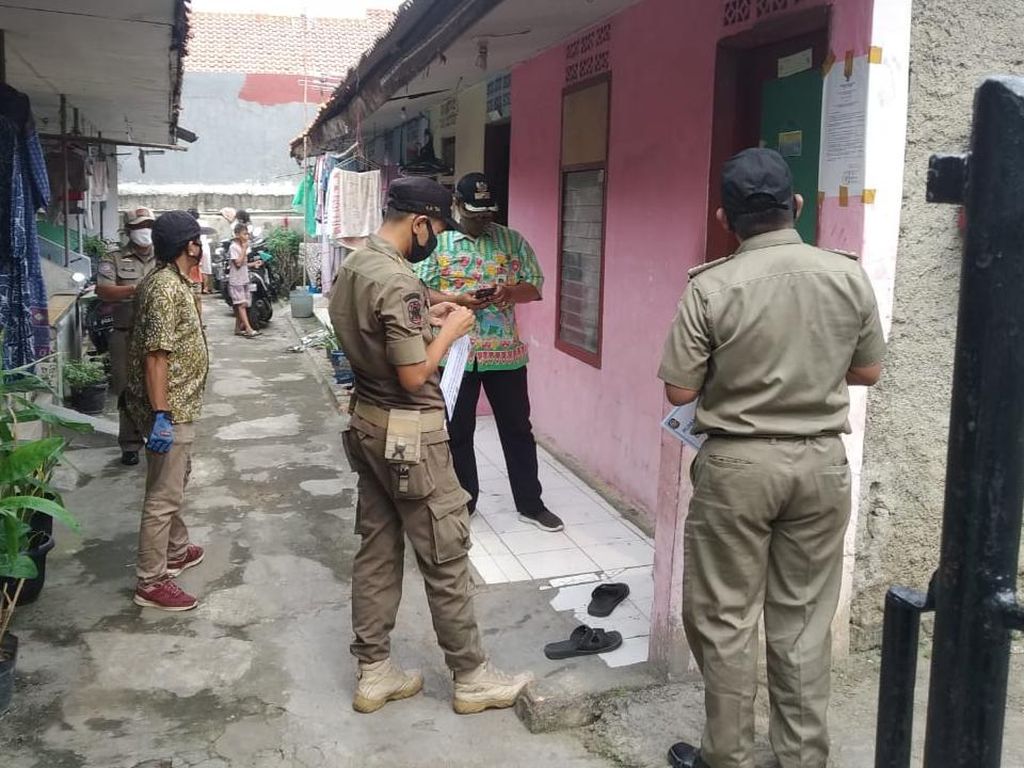 Lurah Lenteng Agung Sisir Pemudik yang Balik Jakarta: Jangan Harap Lolos Lurah Lenteng Agung Sisir Pemudik yang Balik Jakarta: Jangan Harap Lolos