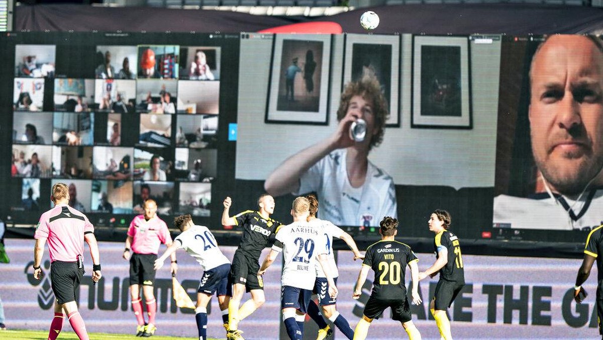 Liga Denmark disaksikan suporter via zoom (Henning Bagger/Ritzau Scanpix via AP)