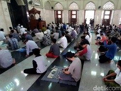 MUI Serahkan Teknis Salat Jumat Saat Pendemi Corona ke DMI